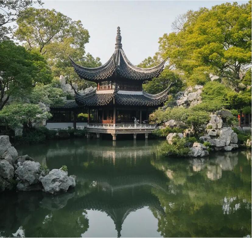 铜官山区笔调餐饮有限公司